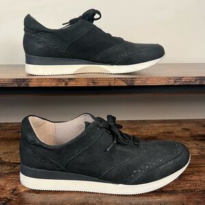Naturalizer Jimi 2 Black Suede Leather Sleek Wedge Heel sneaker‎ women's 10